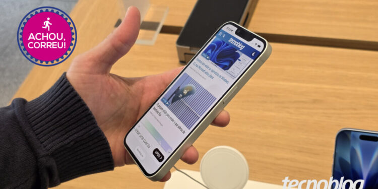 iPhone 17e (512 GB) volta a cair 34% para menor preço já visto no Magalu